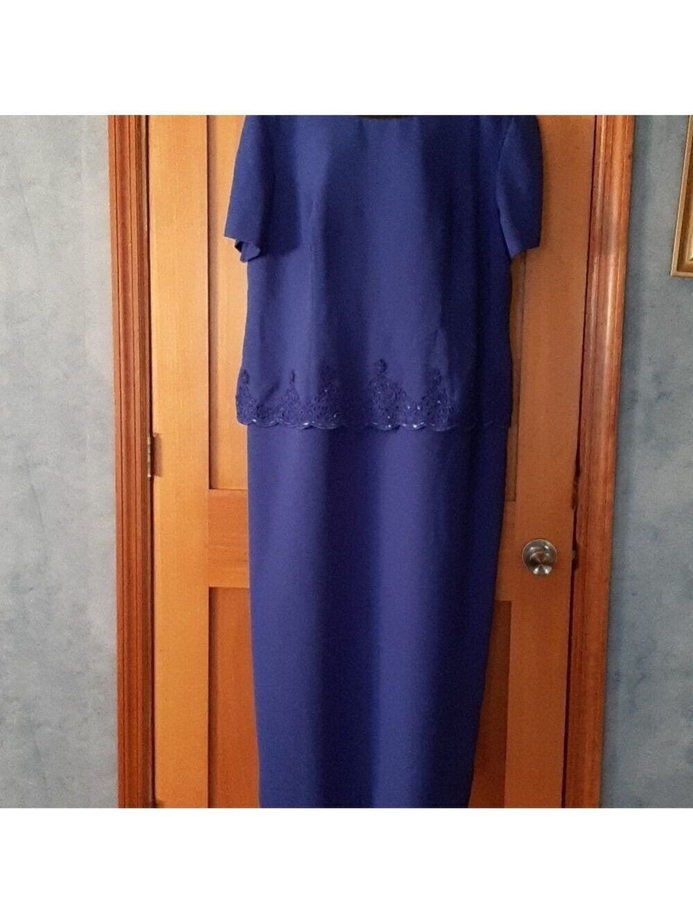 R&M Richard  evening gown with rhinestone and embellish design  Size 22W